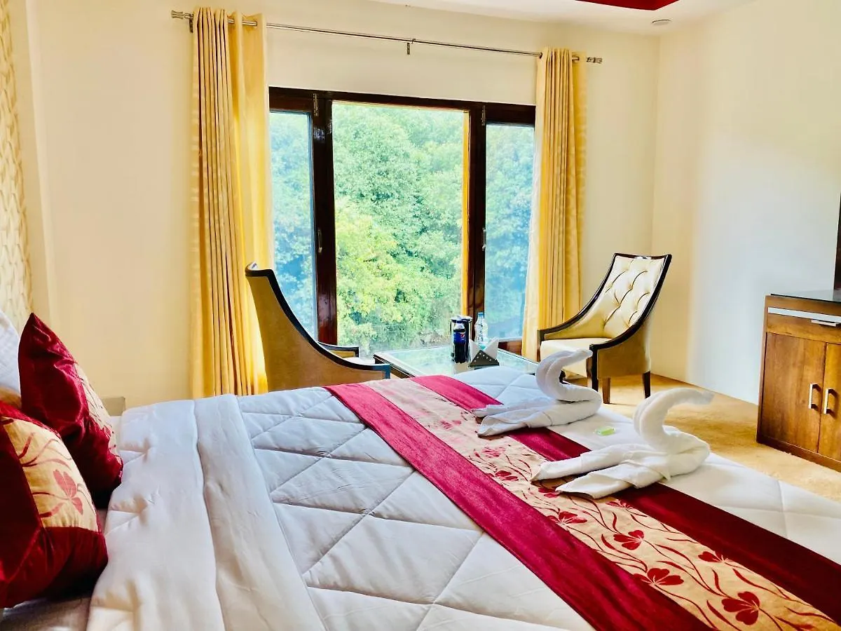 Royal Green Valley Mashobra By Naina Staycation - Mountain And Valley View Rooms 4*, Shimla Índia