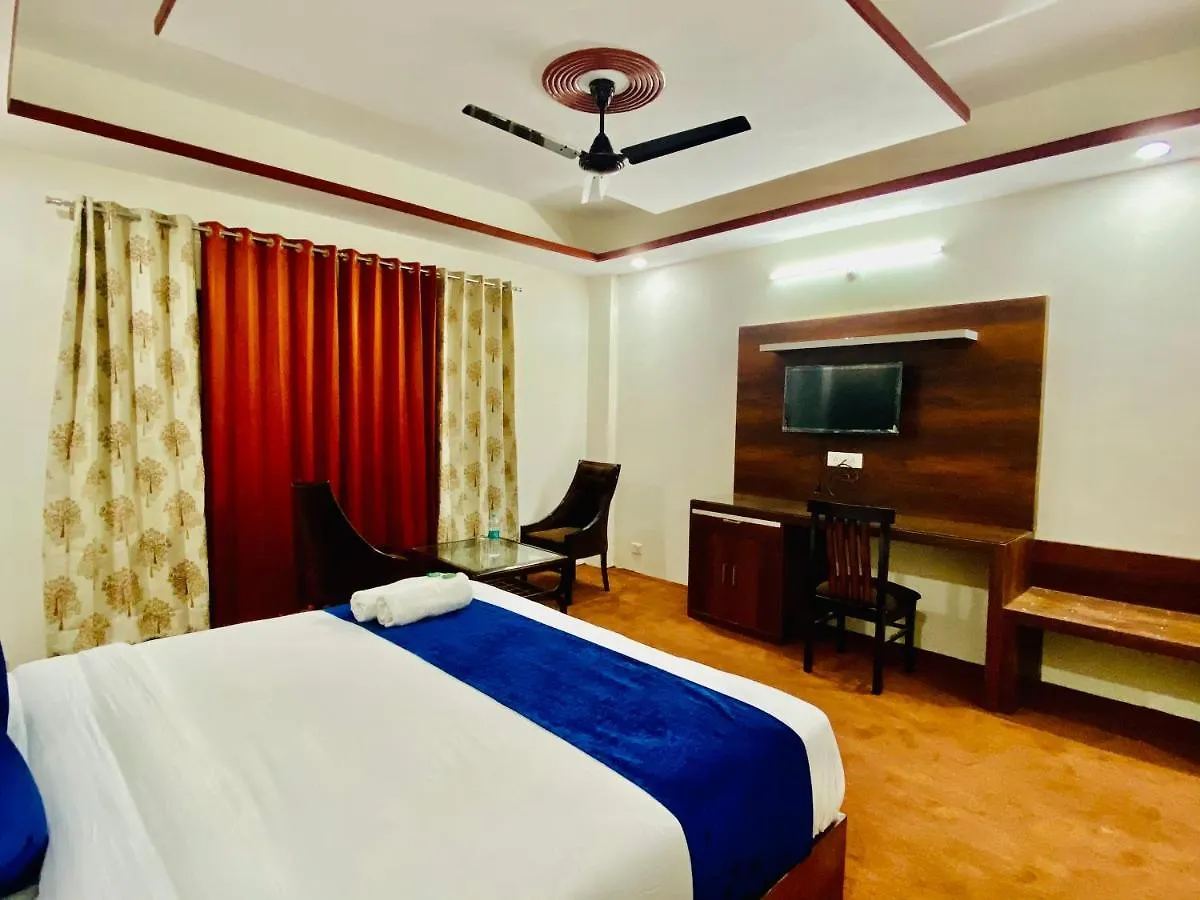 Royal Green Valley Mashobra By Naina Staycation - Mountain And Valley View Rooms 4*, Shimla
