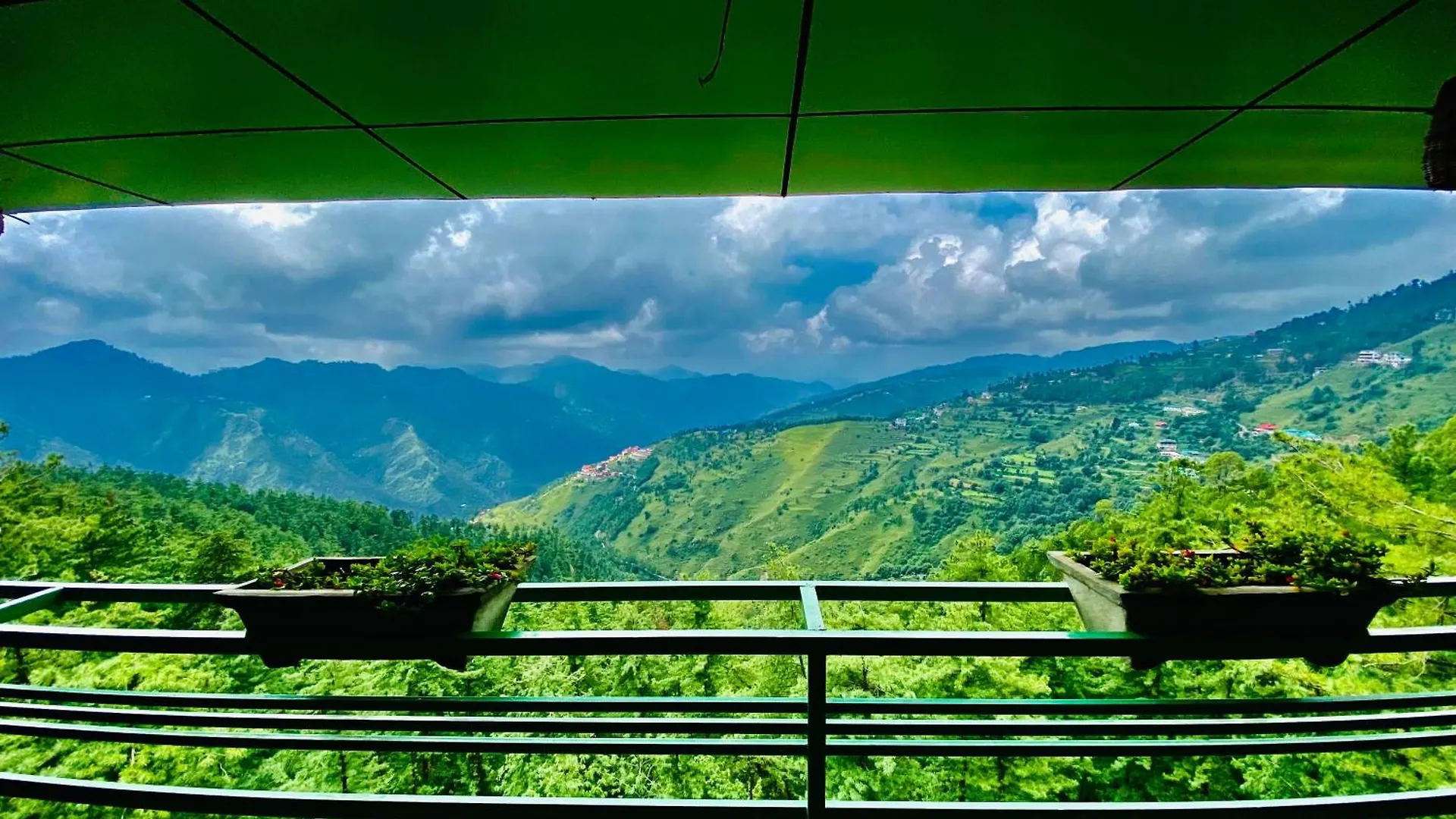 Hotel Royal Green Valley Mashobra By Naina Staycation - Mountain And Valley View Rooms