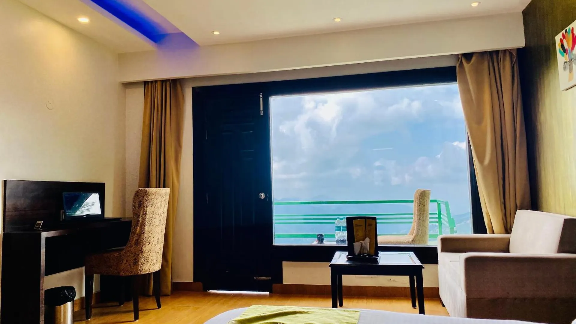 Hotel Royal Green Valley Mashobra By Naina Staycation - Mountain And Valley View Rooms